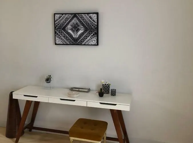 Place Stanislas Апартаменты Нанси