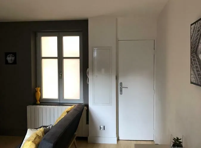 Place Stanislas Апартаменты Нанси